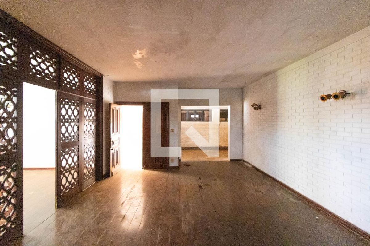 Casa à Venda - Nova Campinas, 4 Quartos,  357 m2 em , Campinas - sp | SoloBR
