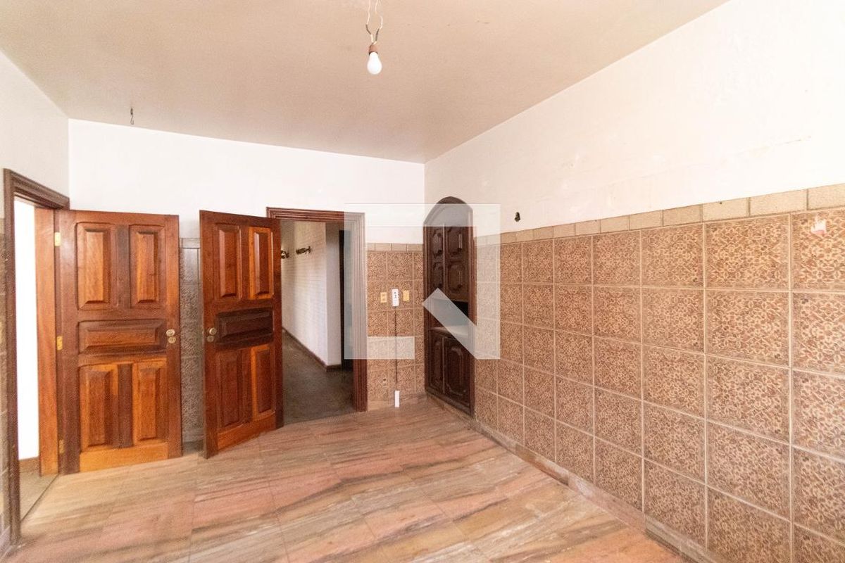 Casa à Venda - Nova Campinas, 4 Quartos,  357 m2 em , Campinas - sp | SoloBR