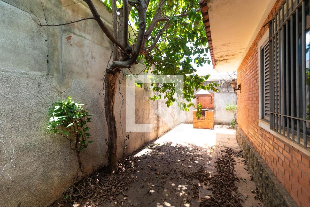 Casa à Venda - Nova Campinas, 4 Quartos,  357 m2 em , Campinas - sp | SoloBR