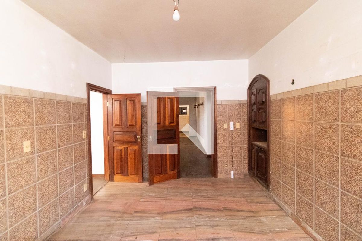 Casa à Venda - Nova Campinas, 4 Quartos,  357 m2 em , Campinas - sp | SoloBR