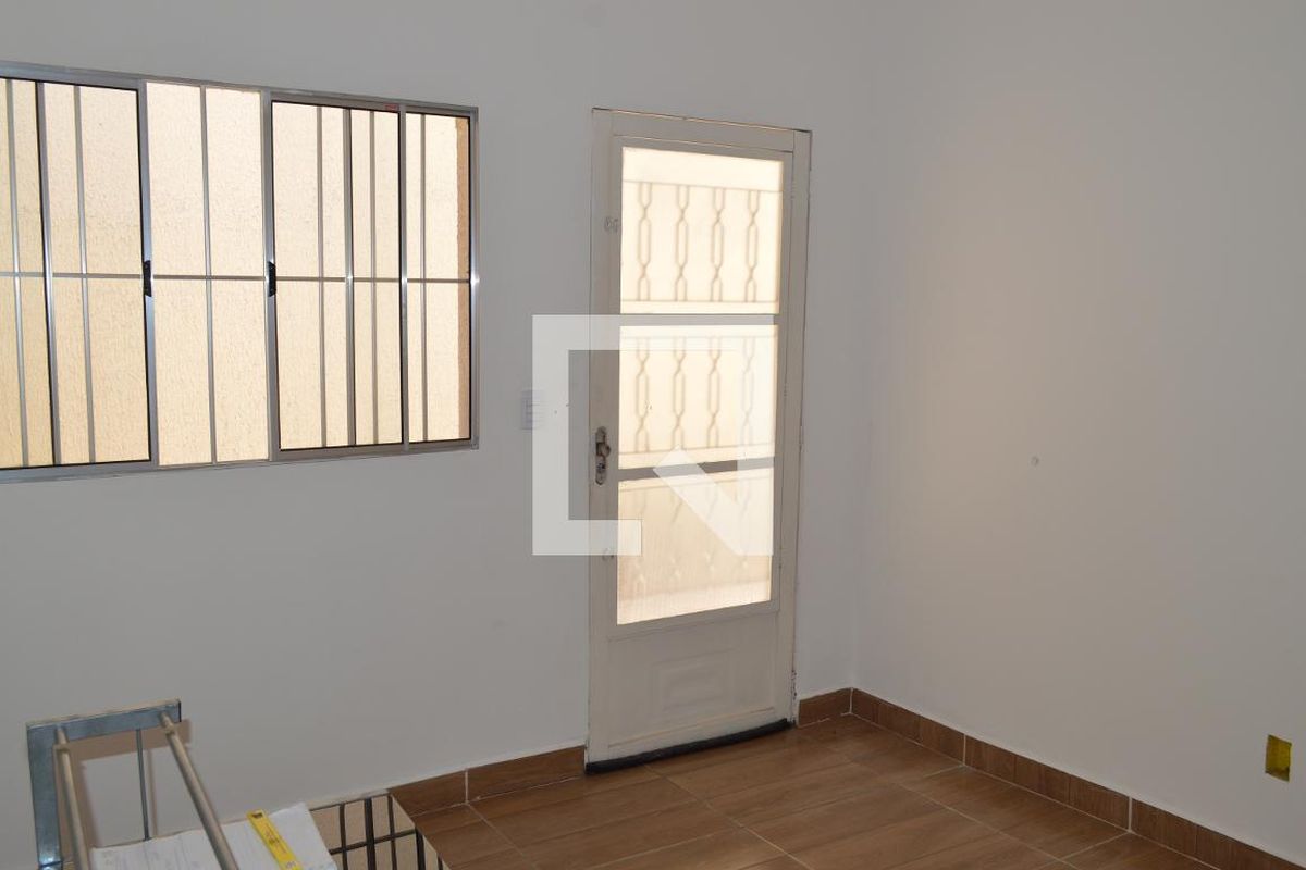 Casa, 2 quartos, 60 m² - Foto 2