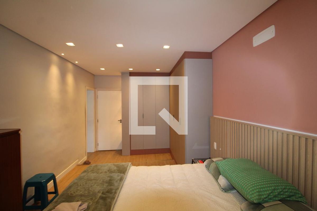 Casa, 3 quartos, 230 m² - Foto 26