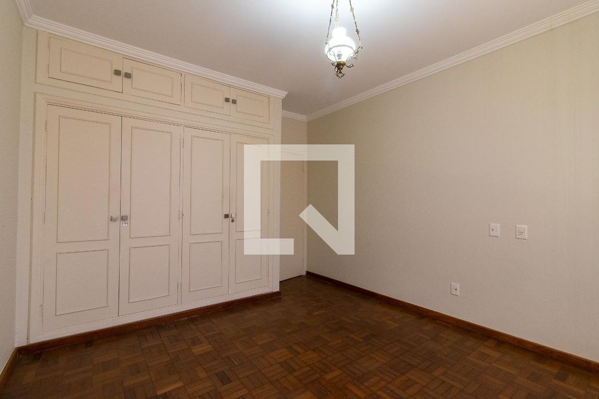 Casa à Venda - Nova Campinas, 4 Quartos,  270 m2 em , Campinas - sp | SoloBR
