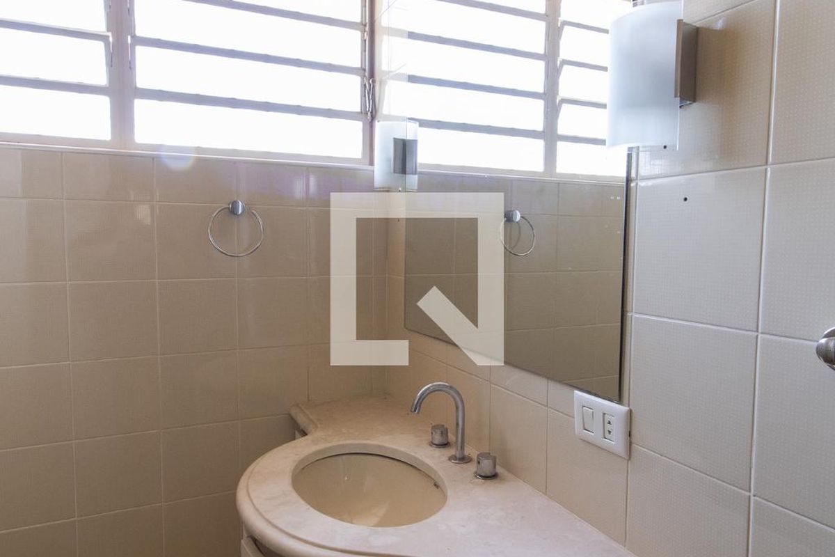 Casa à Venda - Nova Campinas, 4 Quartos,  270 m2 em , Campinas - sp | SoloBR
