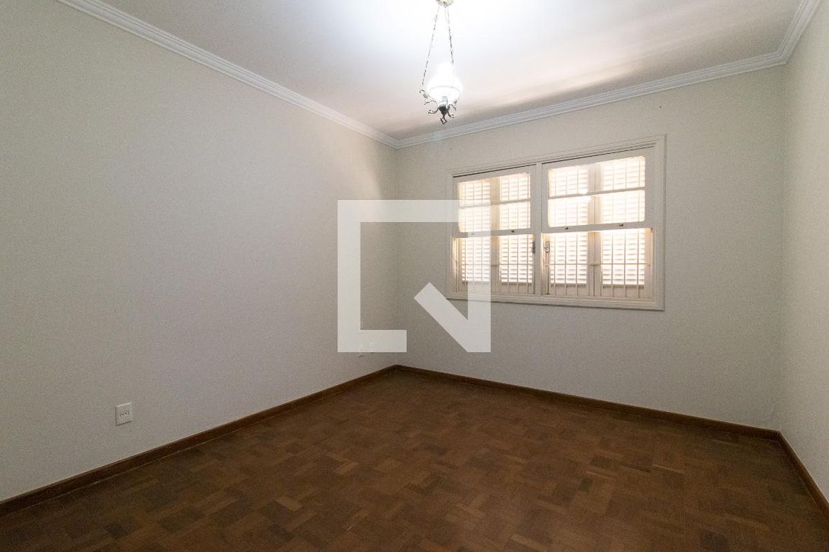 Casa à Venda - Nova Campinas, 4 Quartos,  270 m2 em , Campinas - sp | SoloBR