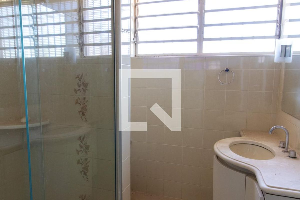 Casa à Venda - Nova Campinas, 4 Quartos,  270 m2 em , Campinas - sp | SoloBR