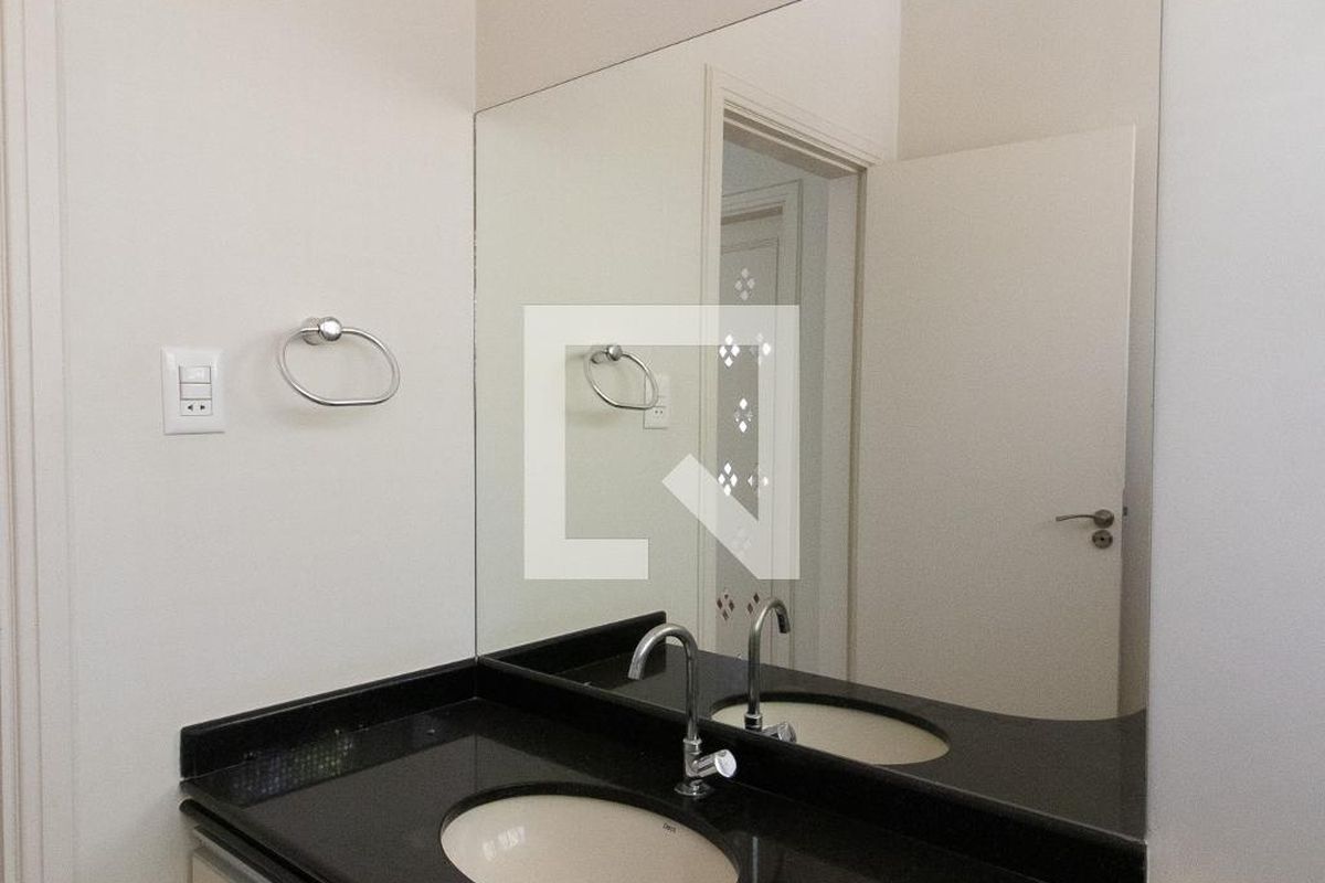 Casa à Venda - Nova Campinas, 4 Quartos,  270 m2 em , Campinas - sp | SoloBR