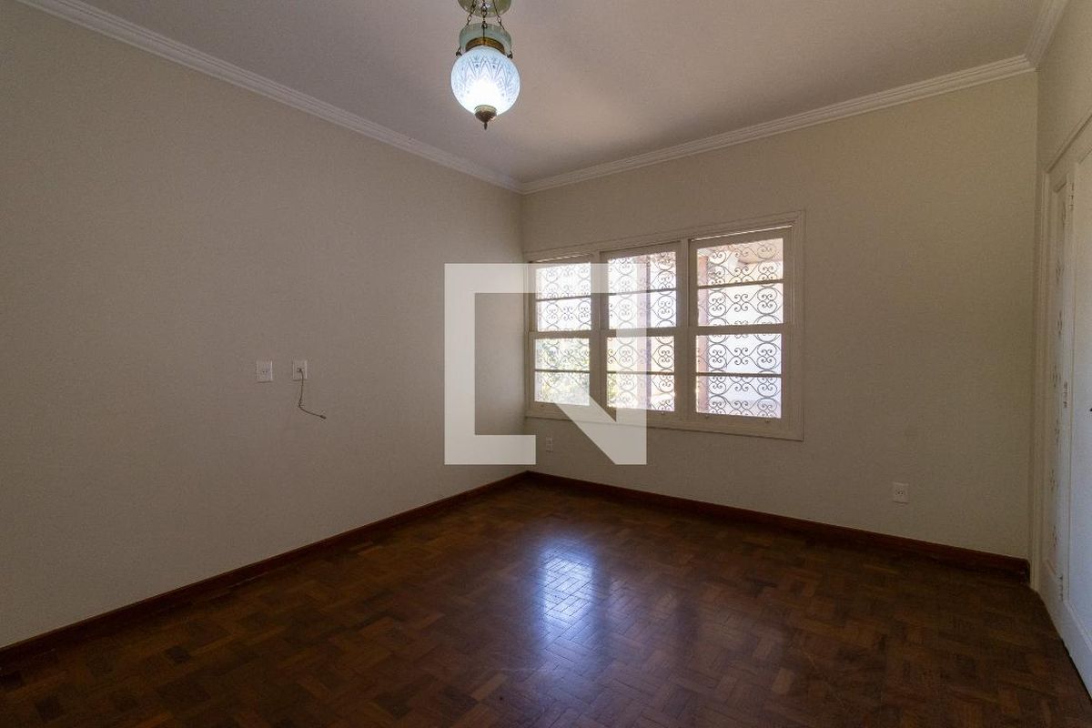 Casa à Venda - Nova Campinas, 4 Quartos,  270 m2 em , Campinas - sp | SoloBR
