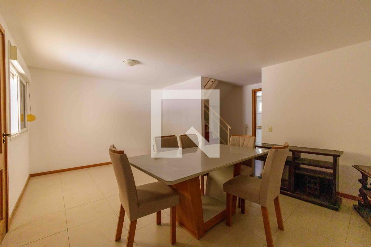 Casa, 3 quartos, 200 m² - Foto 3