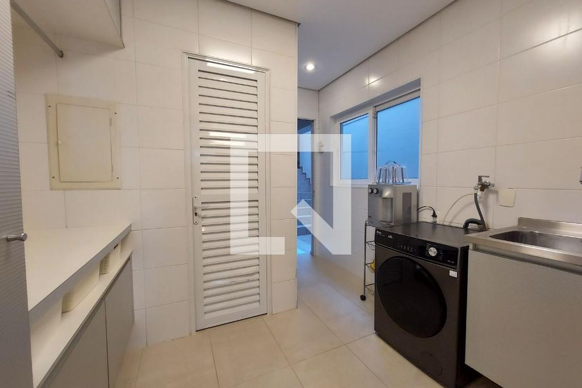 Casa à Venda - Parque Prado, 5 Quartos,  349 m2 em , Campinas - sp | SoloBR