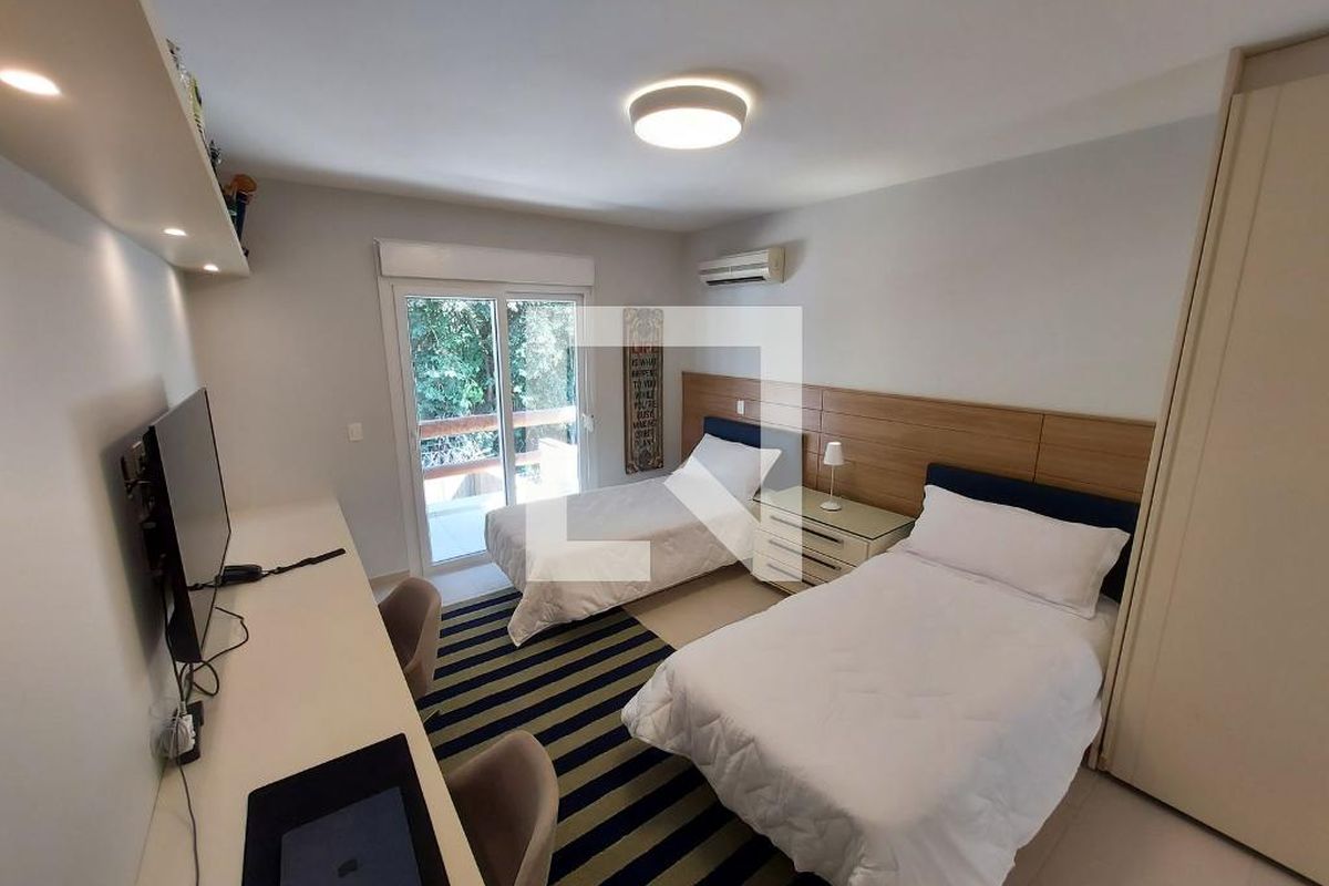 Casa à Venda - Parque Prado, 5 Quartos,  349 m2 em , Campinas - sp | SoloBR