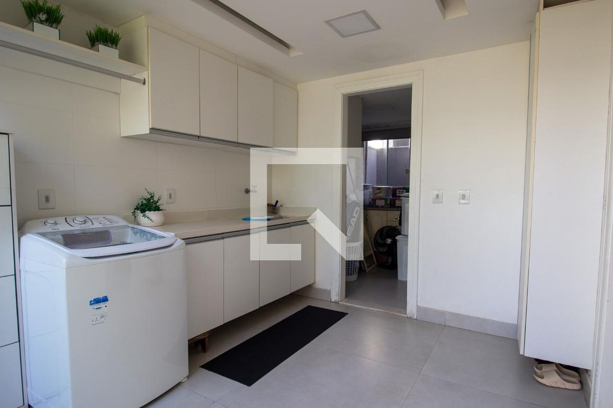 Casa, 5 quartos, 244 m² - Foto 148