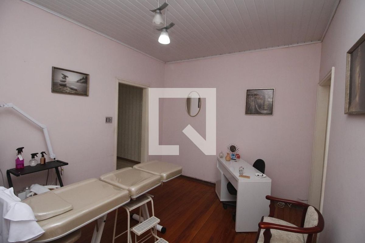 Casa, 2 quartos, 240 m² - Foto 2