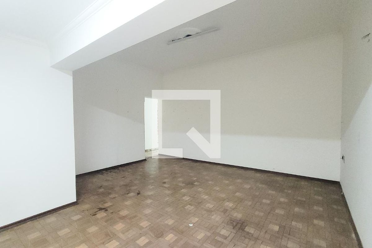 Casa à Venda - Taquaral, 3 Quartos,  308 m2 em , Campinas - sp | SoloBR