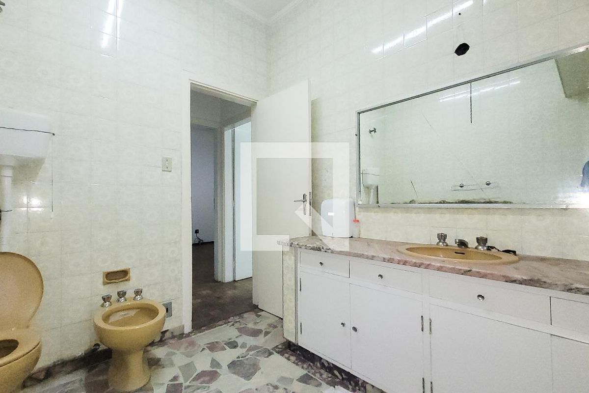 Casa à Venda - Taquaral, 3 Quartos,  308 m2 em , Campinas - sp | SoloBR
