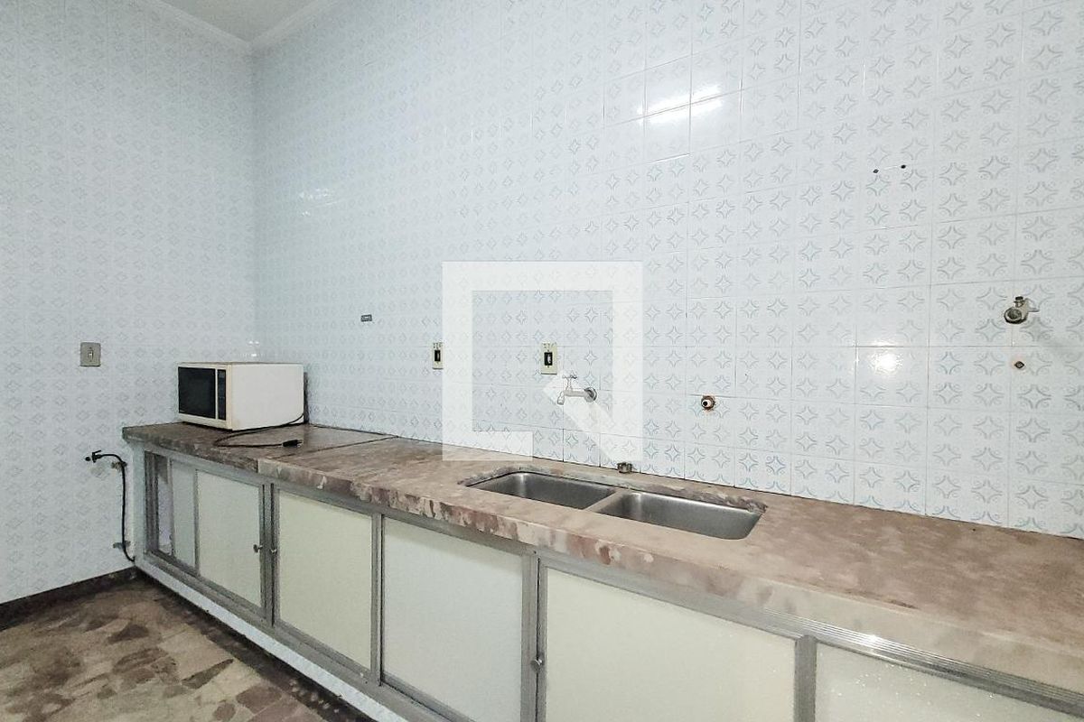 Casa à Venda - Taquaral, 3 Quartos,  308 m2 em , Campinas - sp | SoloBR