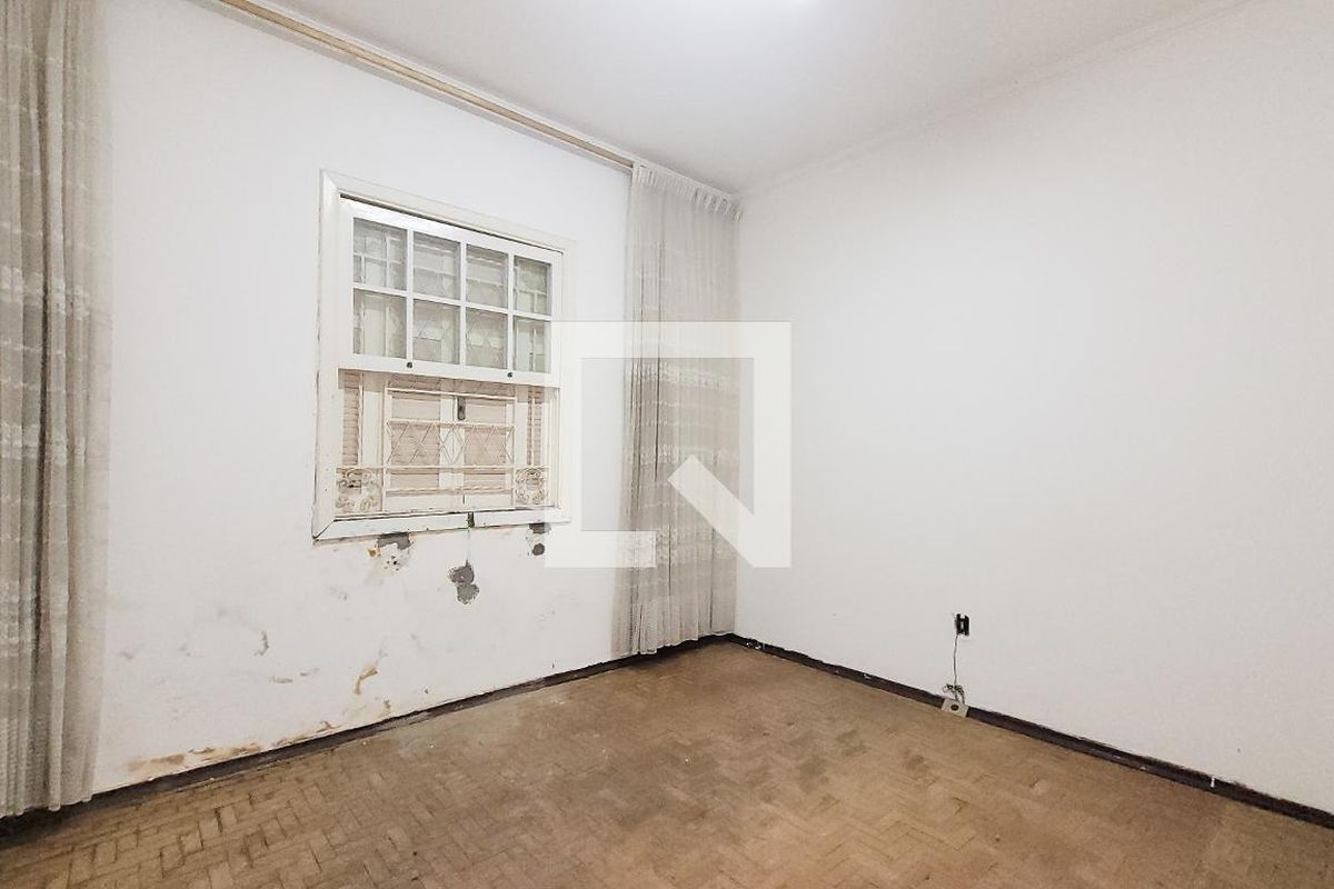 Casa à Venda - Taquaral, 3 Quartos,  308 m2 em , Campinas - sp | SoloBR