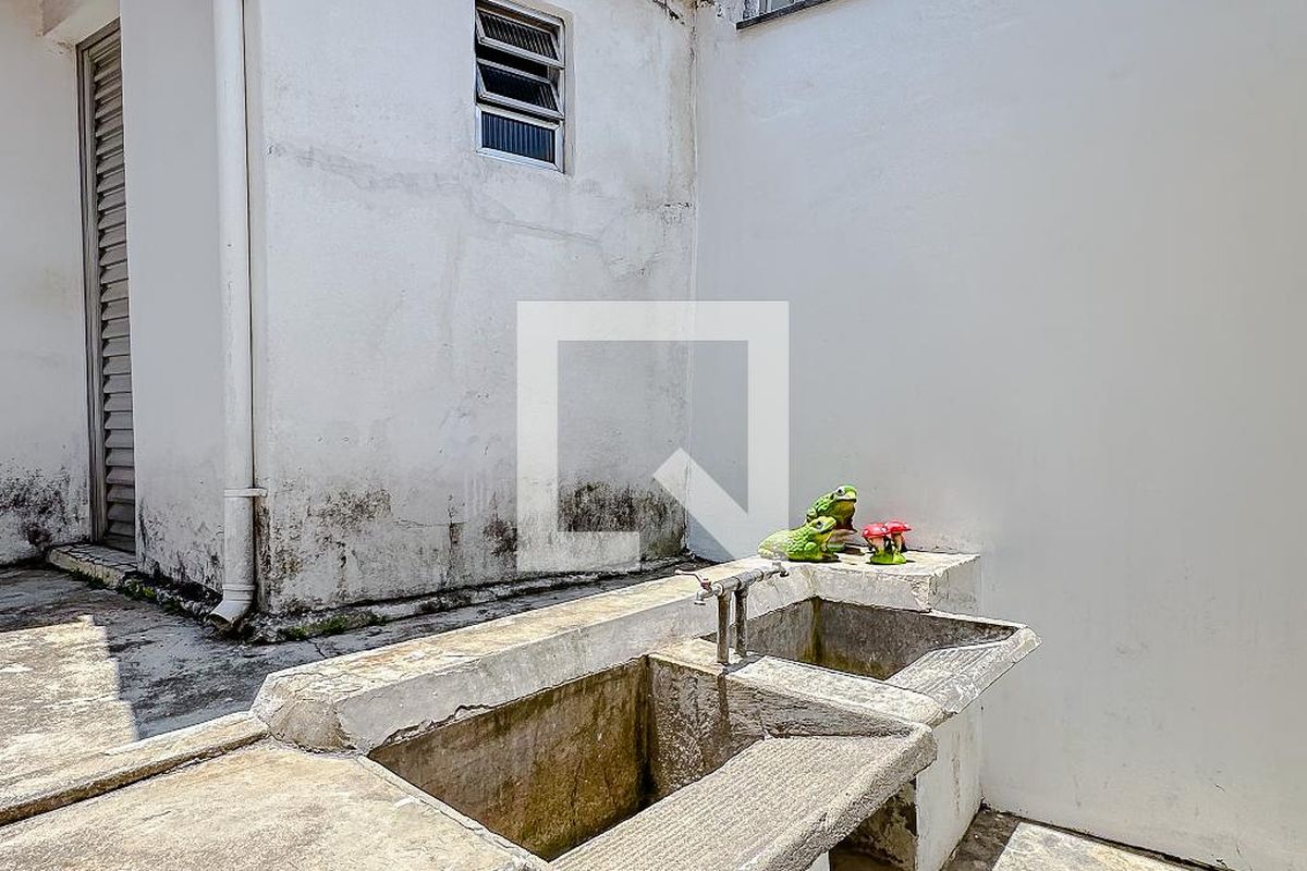 Casa, 2 quartos, 240 m² - Foto 48