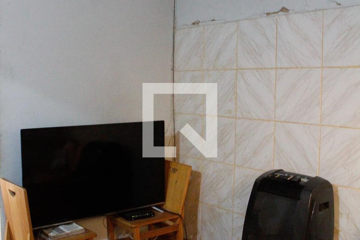 Casa à Venda - Mansões Santo Antônio, 2 Quartos,  250 m2 em , Campinas - sp | SoloBR
