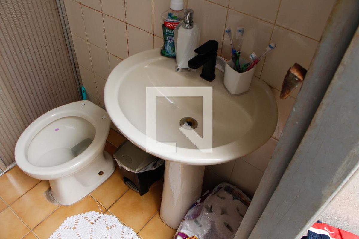 Casa à Venda - Mansões Santo Antônio, 2 Quartos,  250 m2 em , Campinas - sp | SoloBR