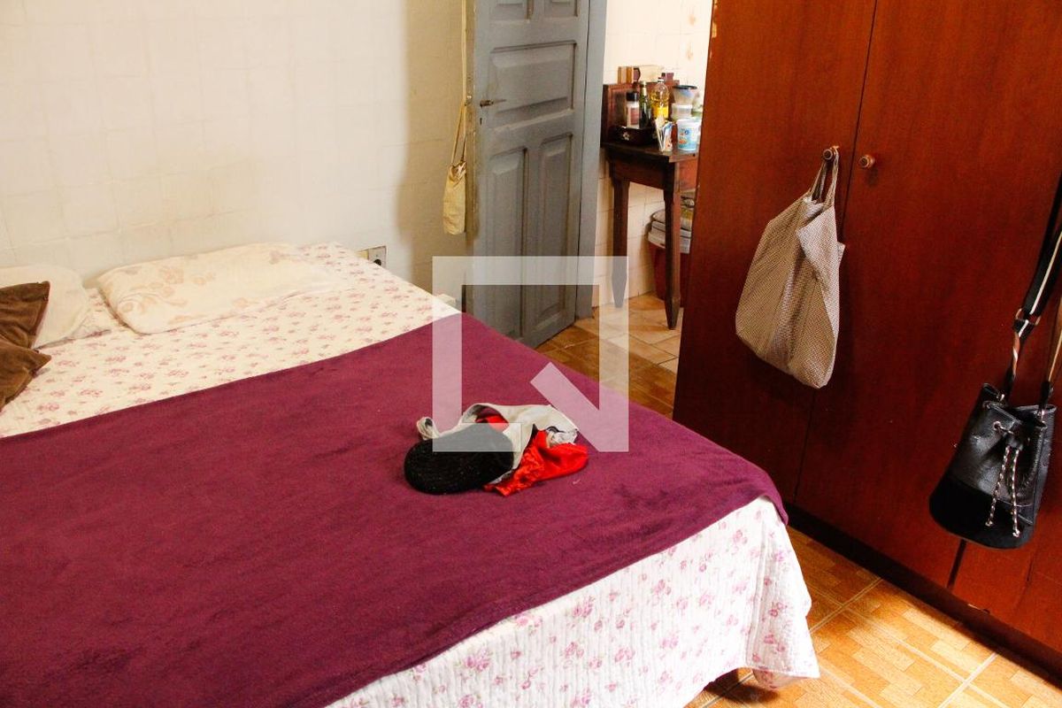 Casa à Venda - Mansões Santo Antônio, 2 Quartos,  250 m2 em , Campinas - sp | SoloBR
