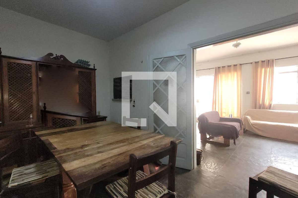 Casa à Venda - Cambuí, 3 Quartos,  150 m2 em , Campinas - sp | SoloBR