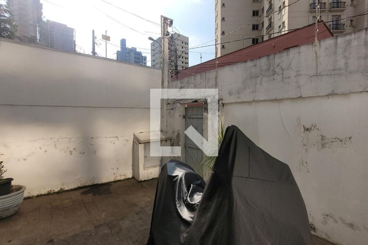 Casa à Venda - Cambuí, 3 Quartos,  150 m2 em , Campinas - sp | SoloBR