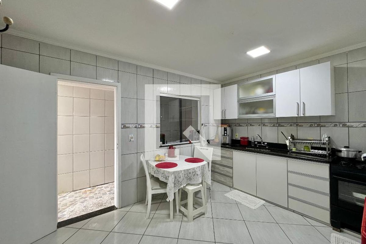 Casa, 3 quartos, 180 m² - Foto 74
