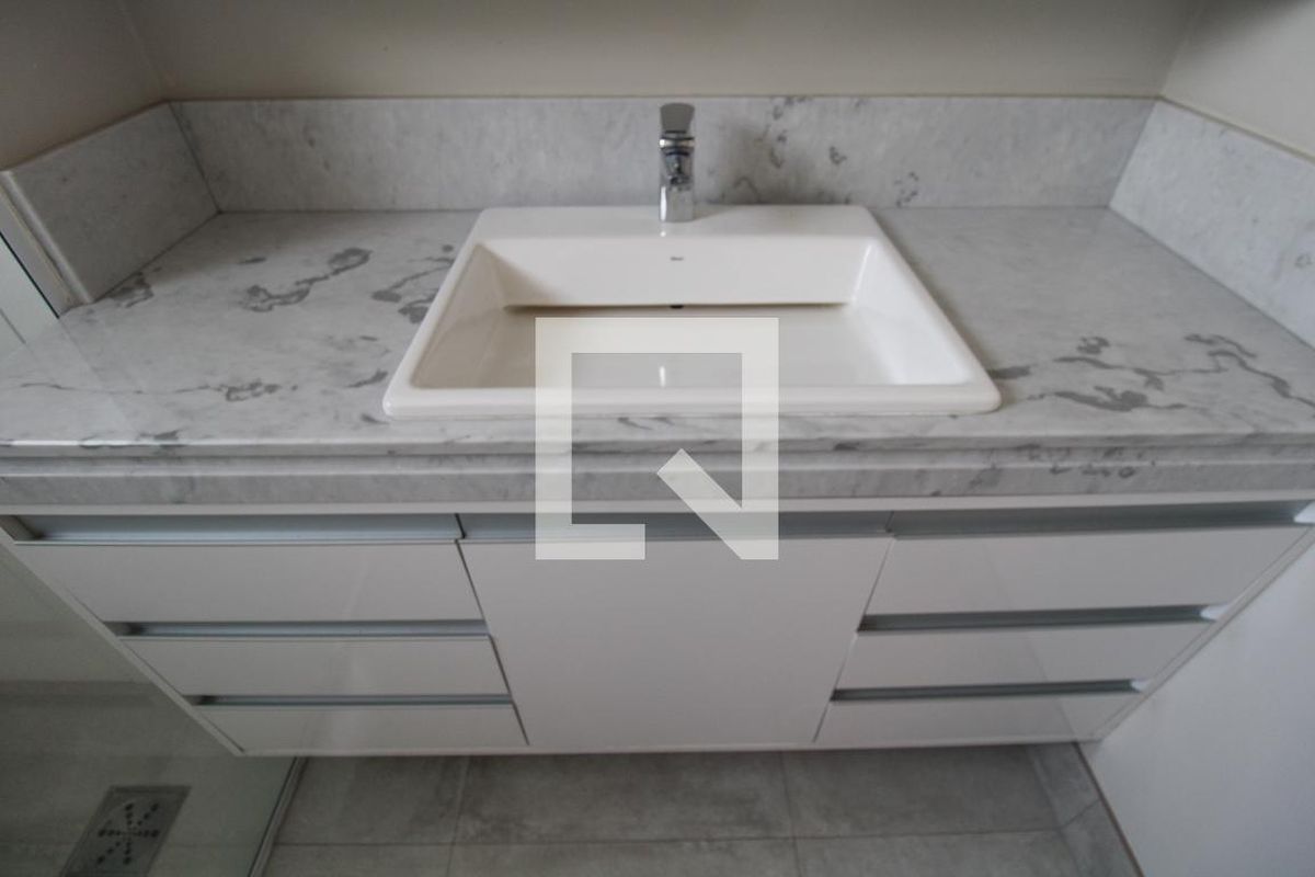Apartamento à Venda - Cambuí, 2 Quartos,  105 m2 em , Campinas - sp | SoloBR