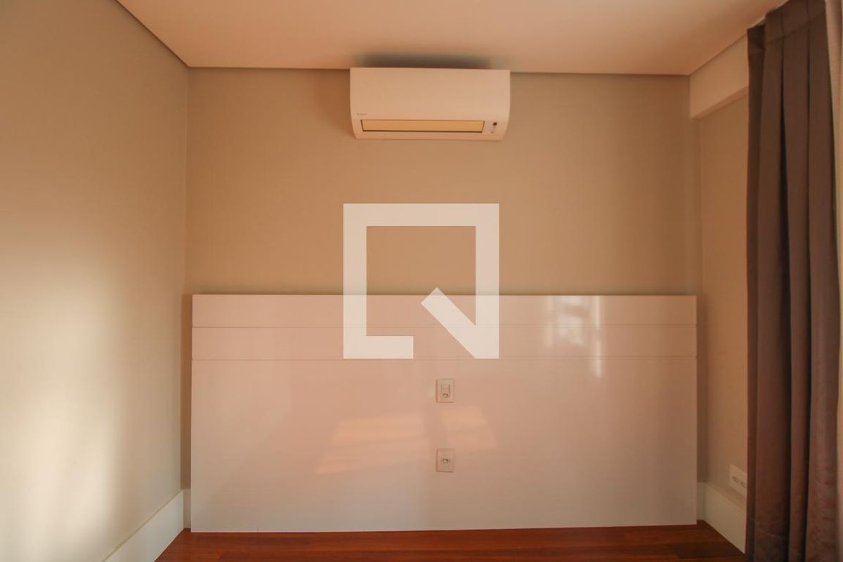 Apartamento à Venda - Cambuí, 2 Quartos,  105 m2 em , Campinas - sp | SoloBR