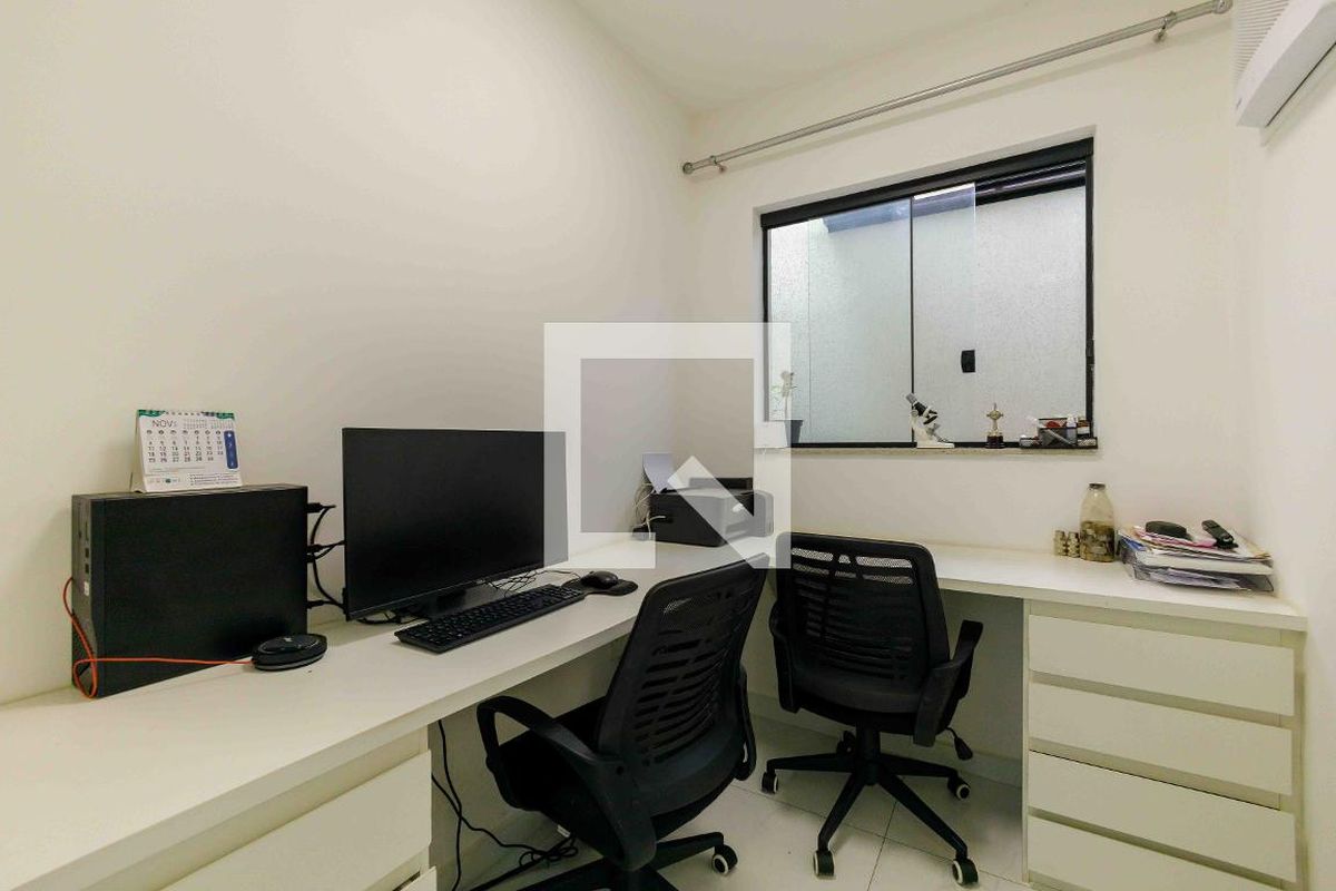 Casa, 4 quartos, 270 m² - Foto 148