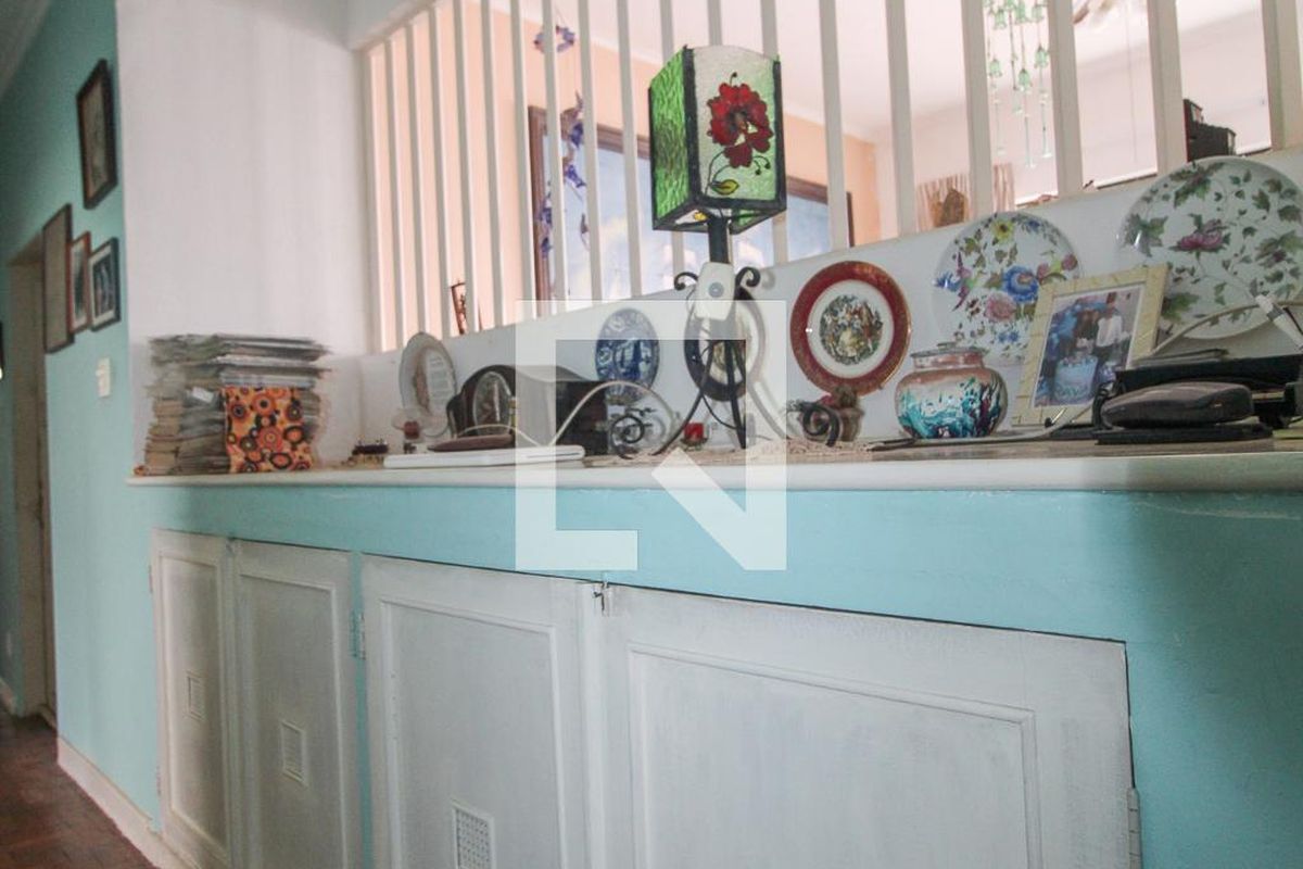 Casa à Venda - Guanabara, 4 Quartos,  820 m2 em , Campinas - sp | SoloBR