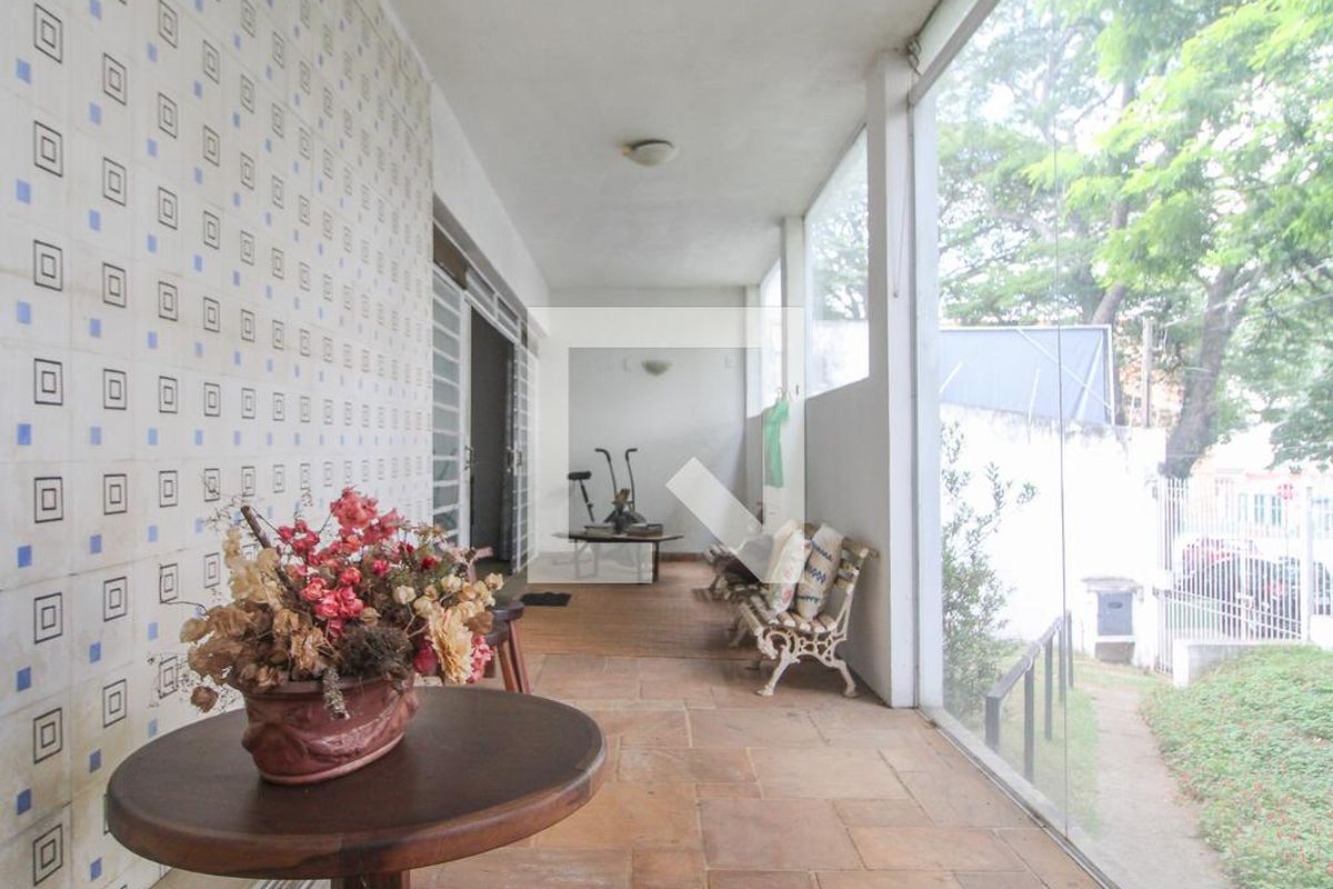 Casa à Venda - Guanabara, 4 Quartos,  820 m2 em , Campinas - sp | SoloBR