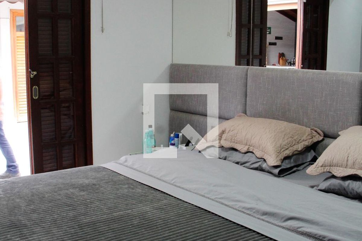 Casa à Venda - Jardim Santana, 5 Quartos,  200 m2 em , Campinas - sp | SoloBR
