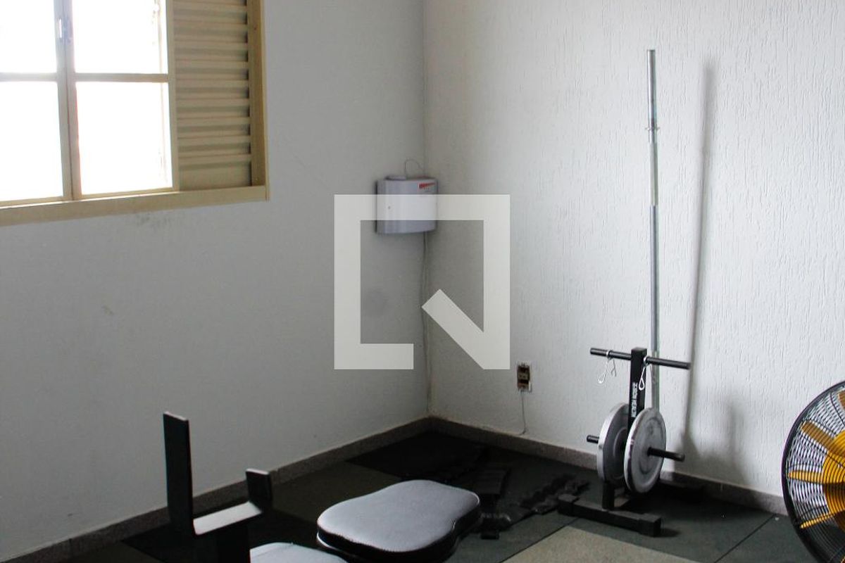 Casa à Venda - Jardim Santana, 5 Quartos,  200 m2 em , Campinas - sp | SoloBR