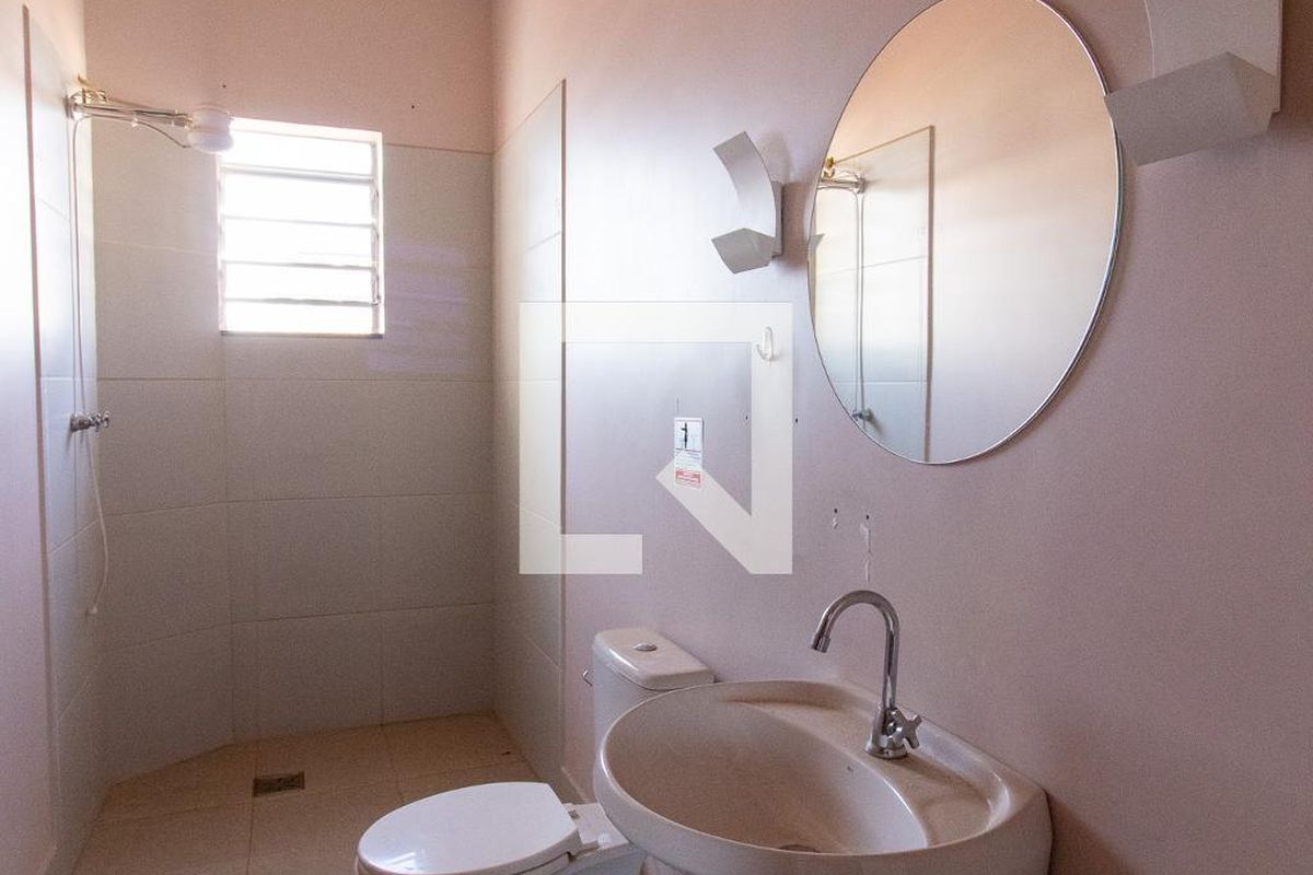 Casa à Venda - Barão Geraldo - Centro, 4 Quartos,  180 m2 em , Campinas - sp | SoloBR