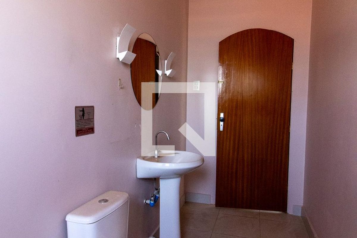 Casa à Venda - Barão Geraldo - Centro, 4 Quartos,  180 m2 em , Campinas - sp | SoloBR