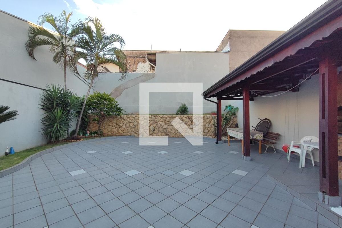 Casa à Venda - Parque Prado, 2 Quartos,  260 m2 em , Campinas - sp | SoloBR