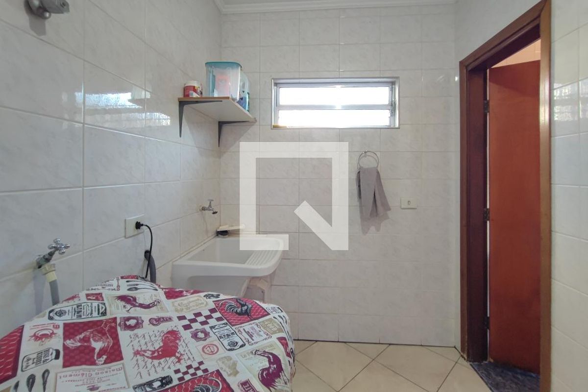 Casa à Venda - Parque Prado, 2 Quartos,  260 m2 em , Campinas - sp | SoloBR