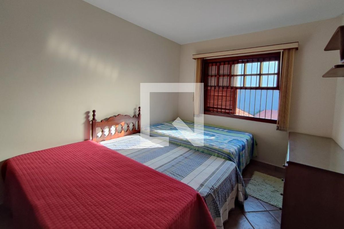 Casa à Venda - Parque Prado, 2 Quartos,  260 m2 em , Campinas - sp | SoloBR
