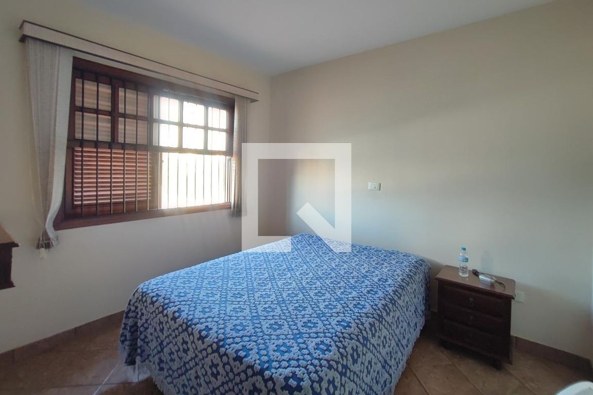 Casa à Venda - Parque Prado, 2 Quartos,  260 m2 em , Campinas - sp | SoloBR