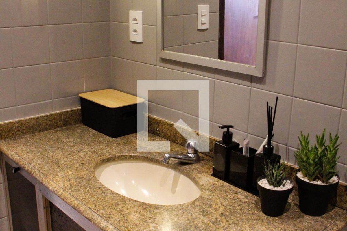 Apartamento à Venda - Guanabara, 1 Quarto,  80 m2 em , Campinas - sp | SoloBR
