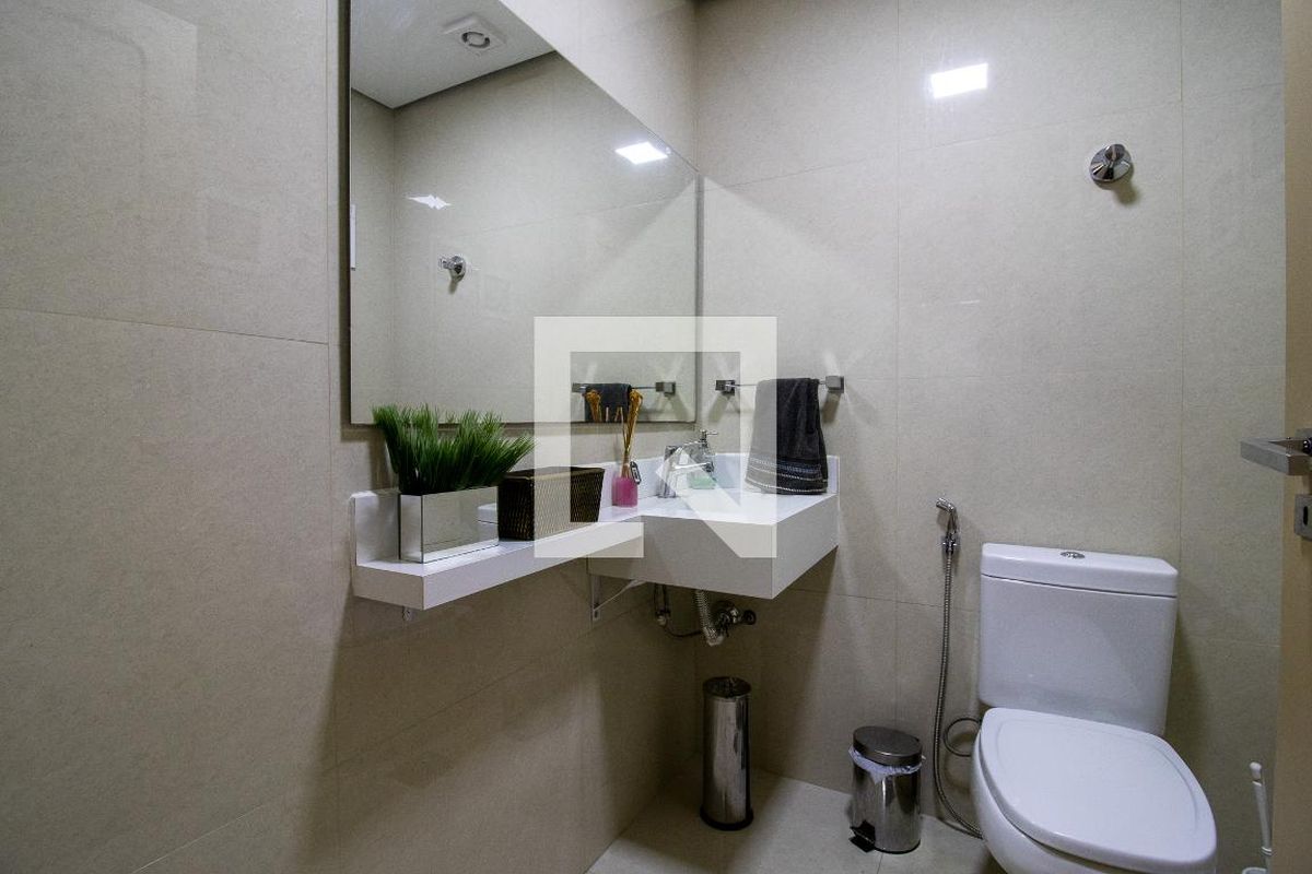 Casa à Venda - Cambuí, 5 Quartos,  304 m2 em , Campinas - sp | SoloBR