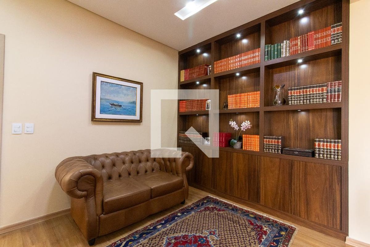Casa à Venda - Cambuí, 5 Quartos,  304 m2 em , Campinas - sp | SoloBR