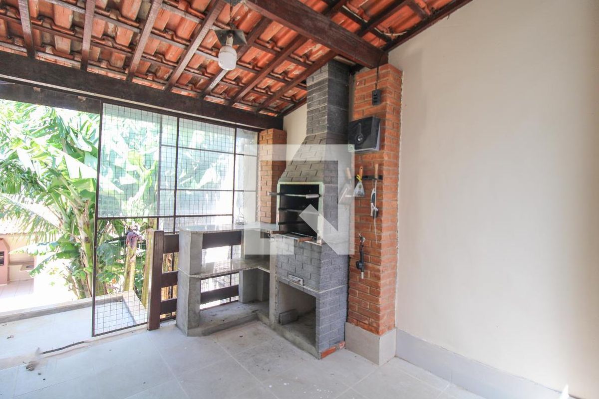 Casa à Venda - Jardim Planalto, 2 Quartos,  330 m2 em , Campinas - sp | SoloBR