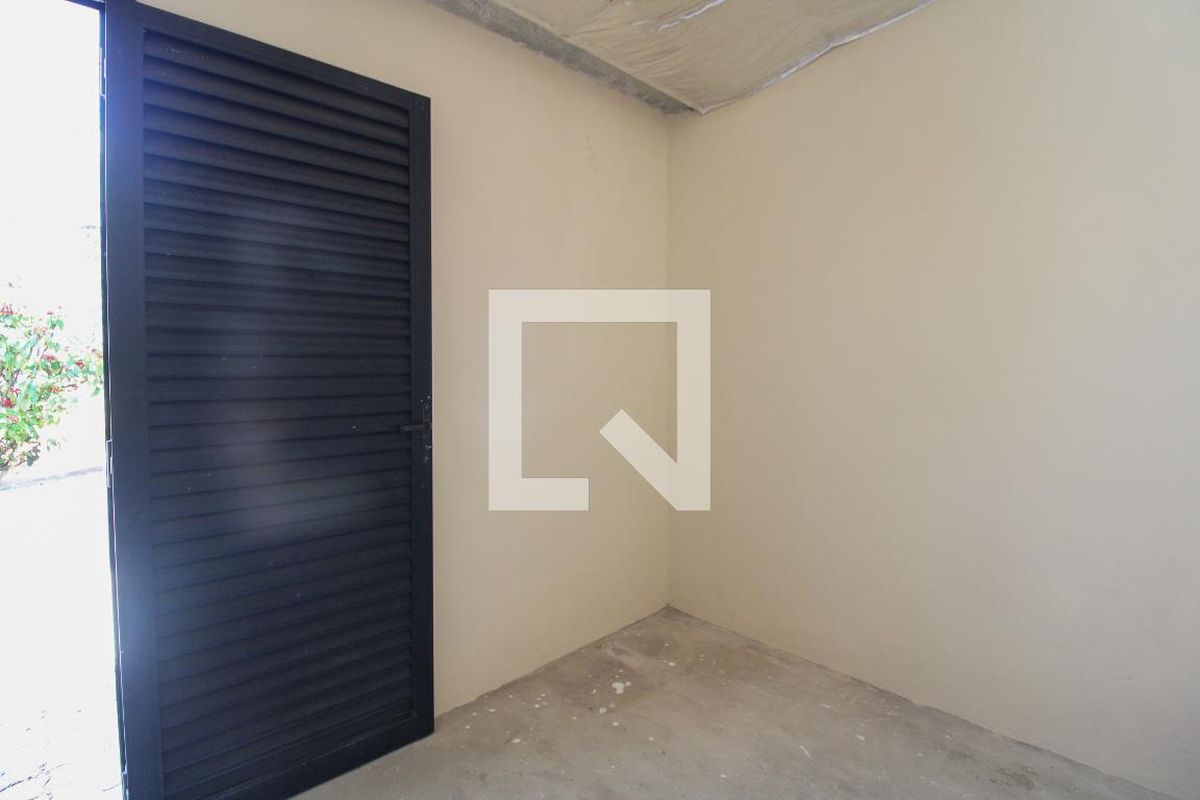 Casa à Venda - Jardim Planalto, 2 Quartos,  330 m2 em , Campinas - sp | SoloBR