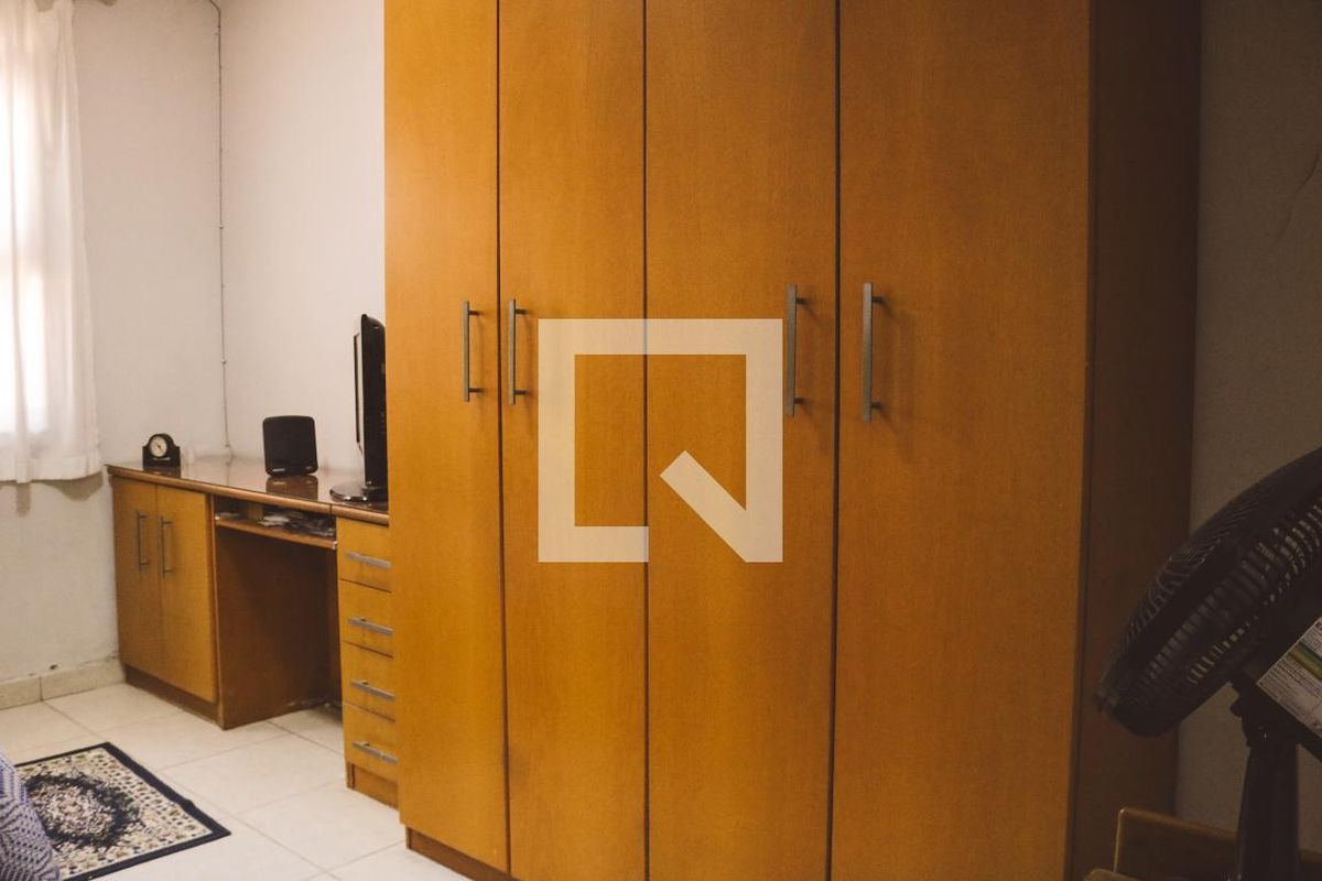 Casa, 3 quartos, 220 m² - Foto 32