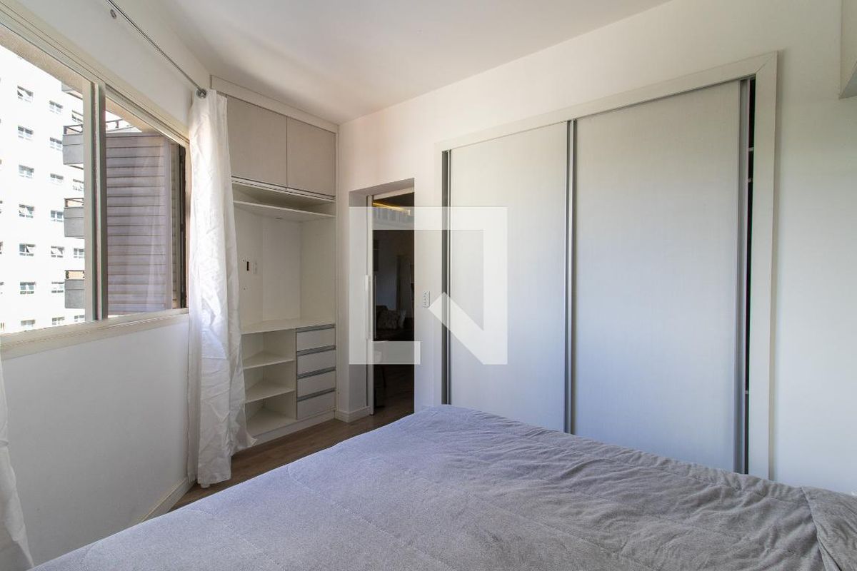 Apartamento à Venda - Cambuí, 1 Quarto,  50 m2 em , Campinas - sp | SoloBR