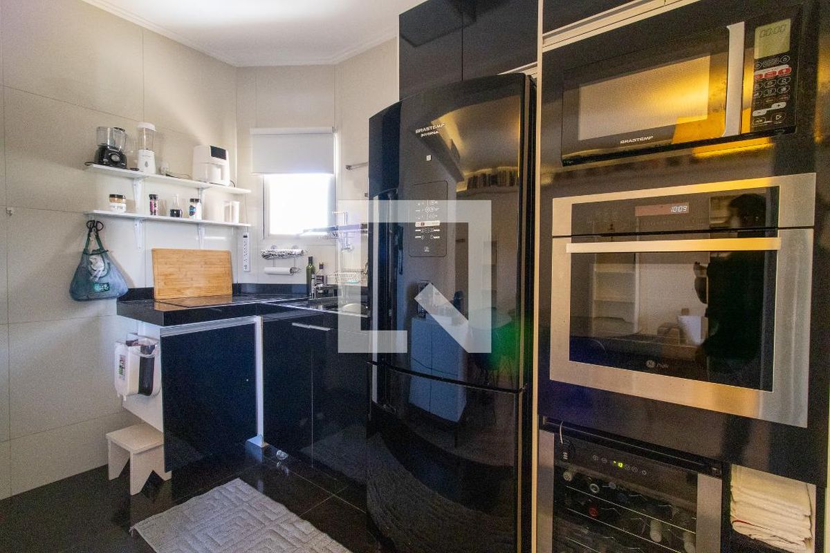 Apartamento à Venda - Cambuí, 1 Quarto,  50 m2 em , Campinas - sp | SoloBR