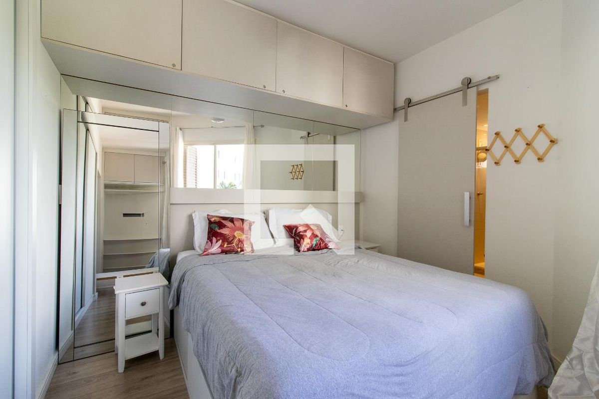 Apartamento à Venda - Cambuí, 1 Quarto,  50 m2 em , Campinas - sp | SoloBR